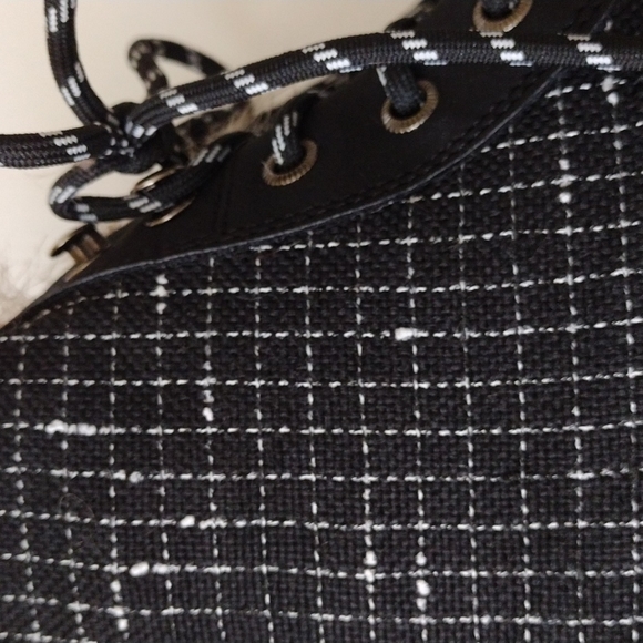 NWT. MUK LUKS® Women's Sigrid Boots, Flat Heel, Black and White. Cold Weather 10 - Picture 10 of 14